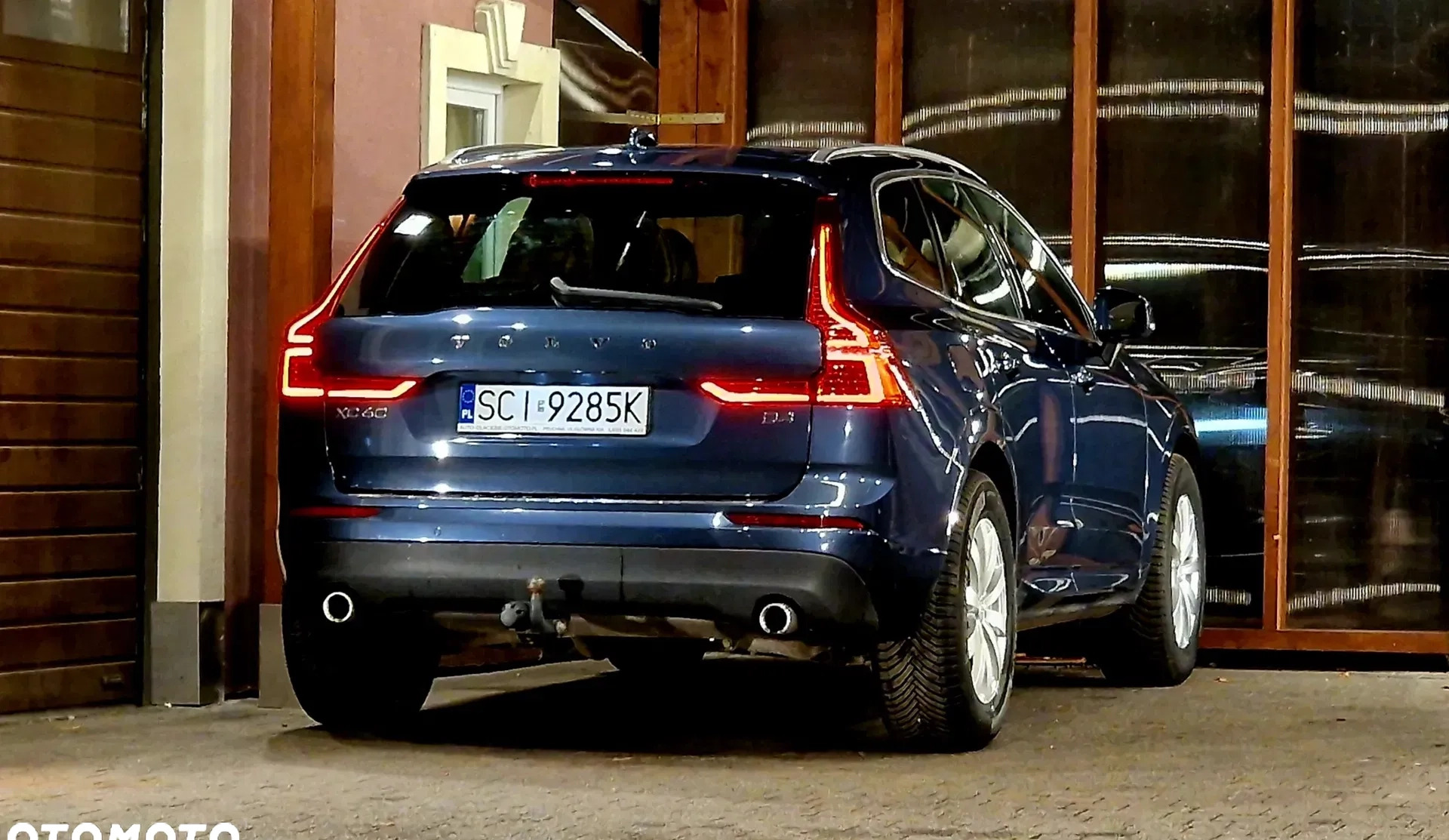 Volvo XC 60 cena 92999 przebieg: 250000, rok produkcji 2018 z Stary Sącz małe 667